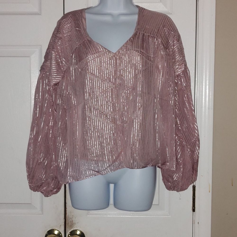 On Twelfth light mauve silver striped puff sleeve blouse  Sz S
